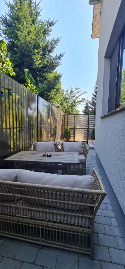 Exclusive Living Apartment Bukarest Eksteriør billede
