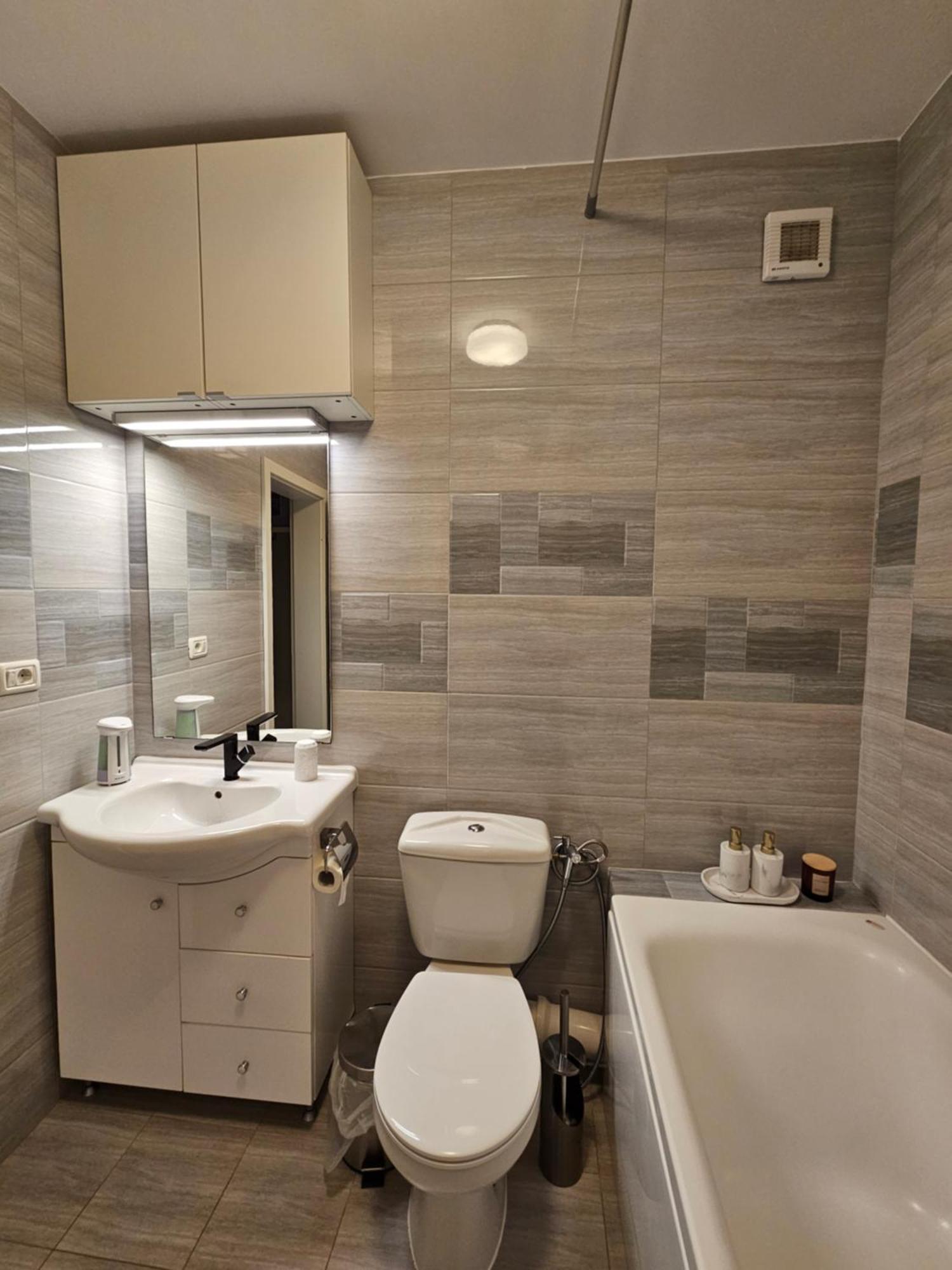 Exclusive Living Apartment Bukarest Eksteriør billede