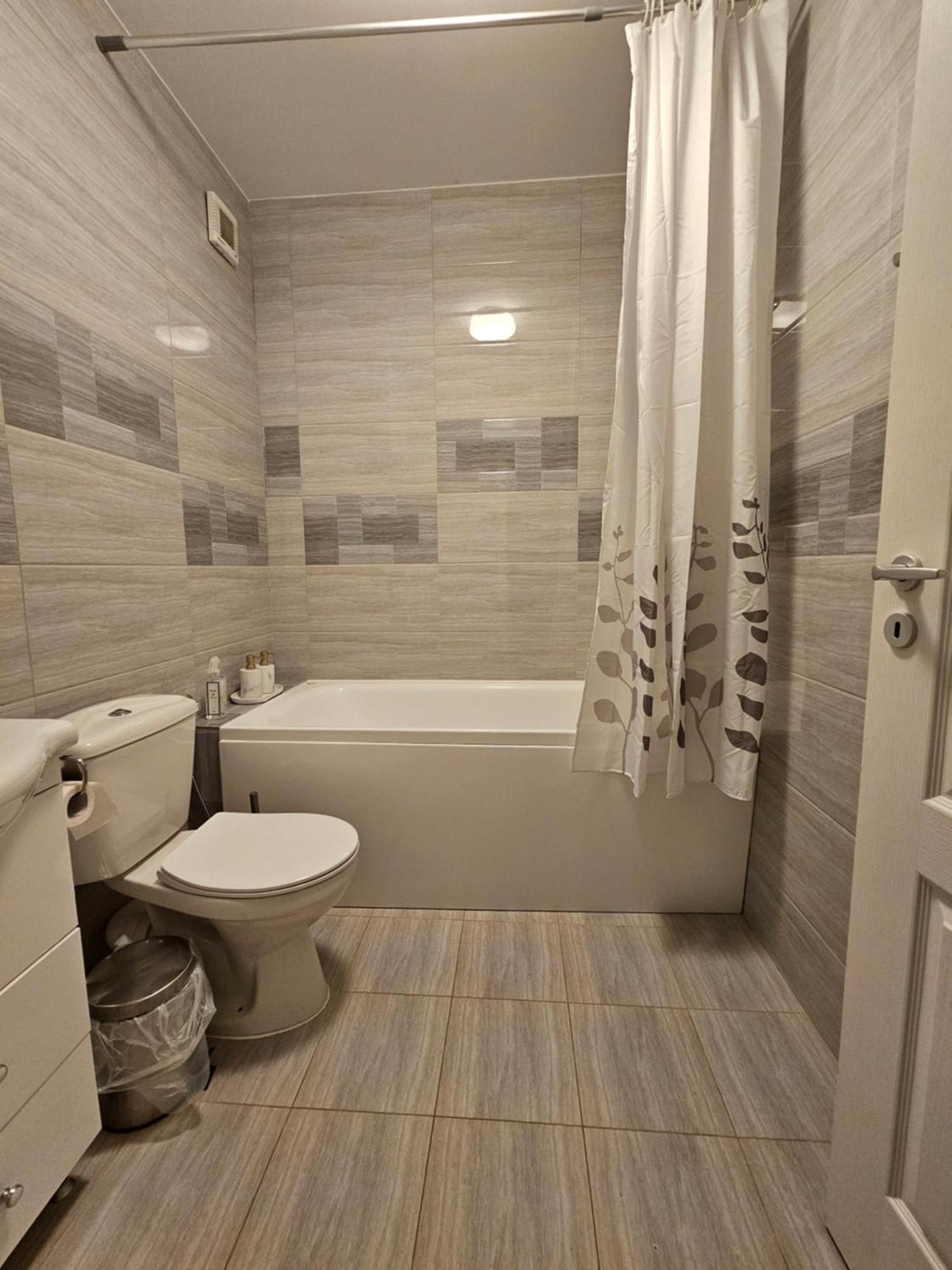 Exclusive Living Apartment Bukarest Eksteriør billede