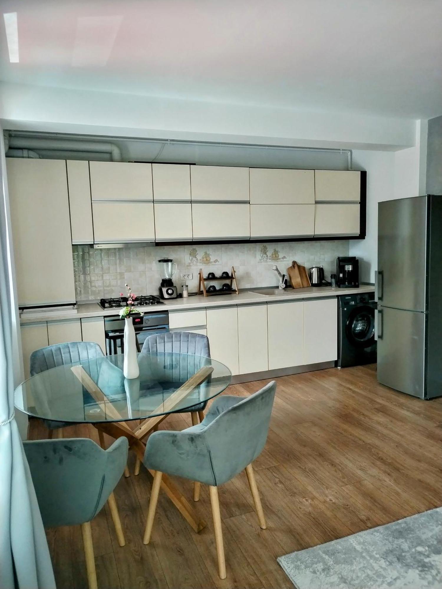Exclusive Living Apartment Bukarest Eksteriør billede