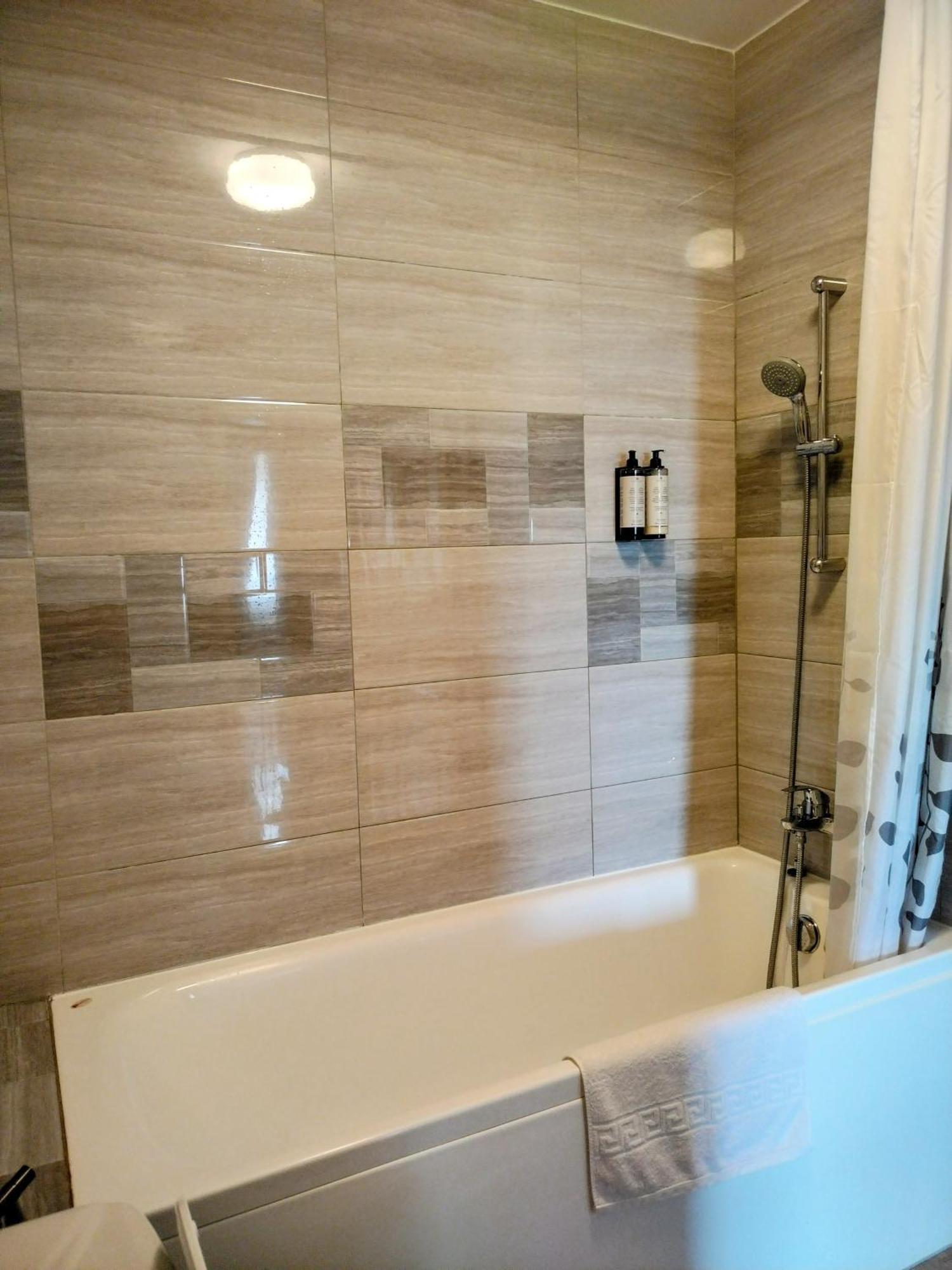 Exclusive Living Apartment Bukarest Eksteriør billede